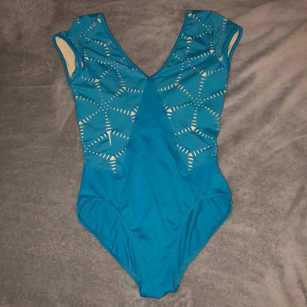 Mirella Leotard